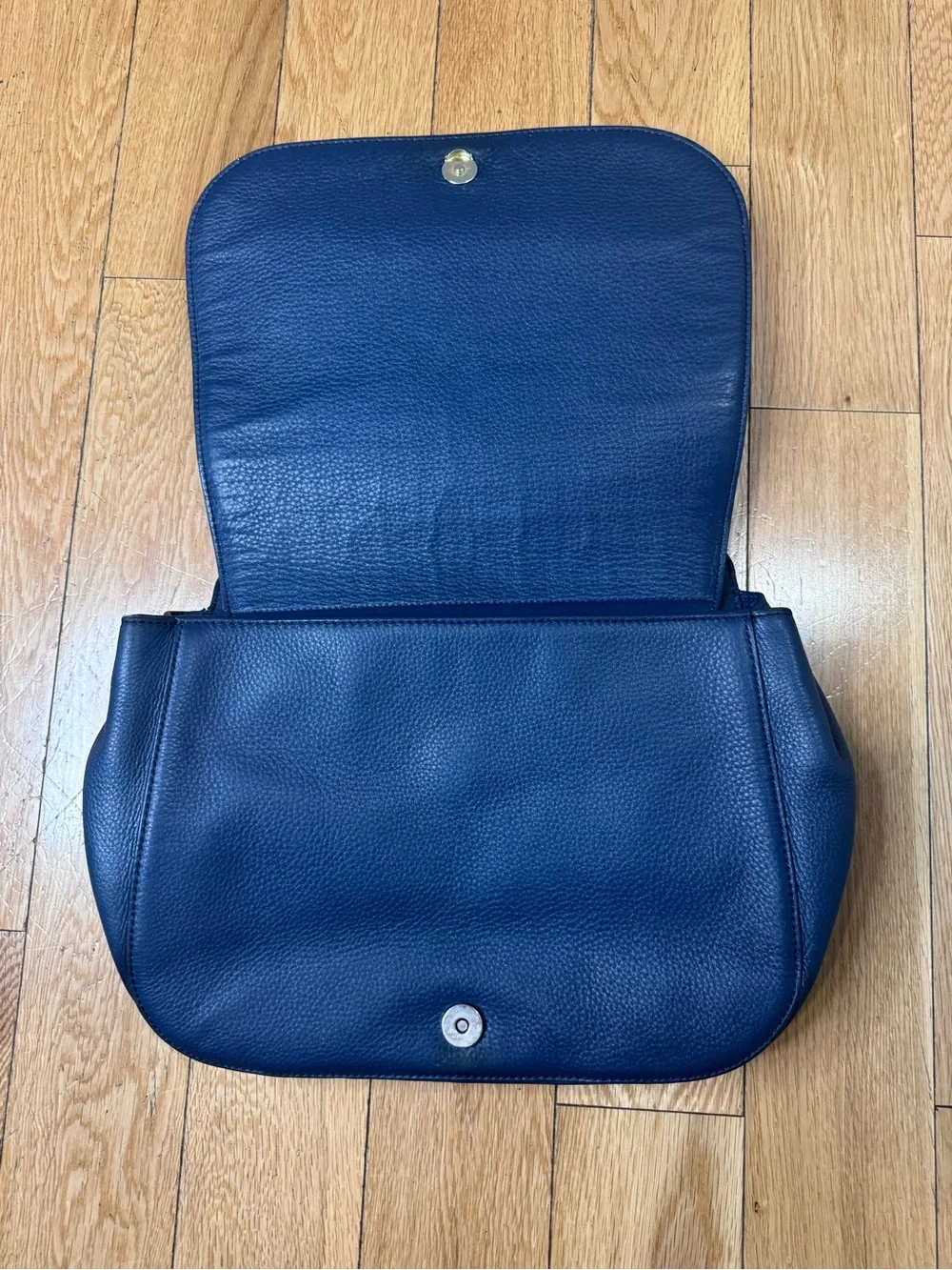 Tory Burch Blue Quilted Leather Shoulder Bag with Chain Strap See Photos